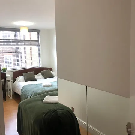 Millman-London Apartment Exterior photo